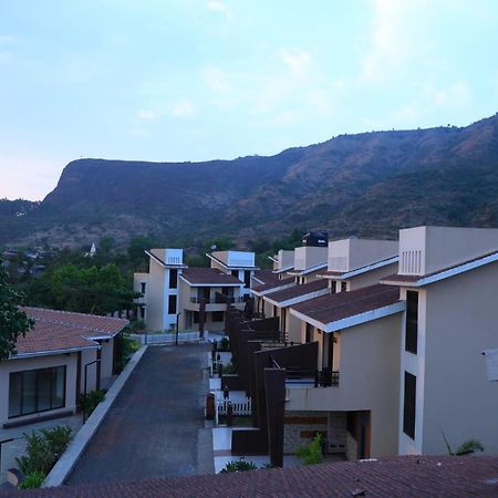 Akshaya Villa Лонавала Екстериор снимка