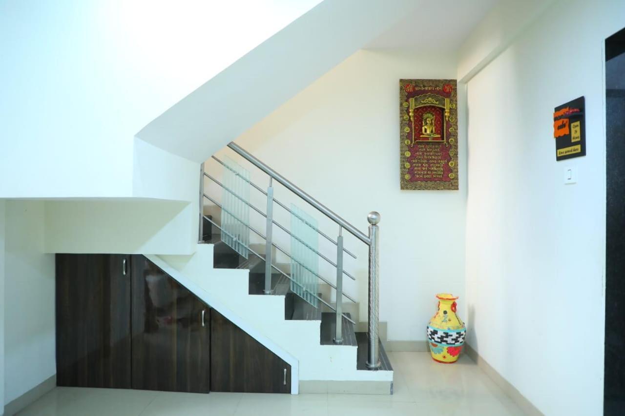Akshaya Villa Лонавала Екстериор снимка
