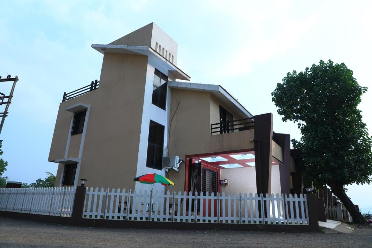 Akshaya Villa Лонавала Екстериор снимка